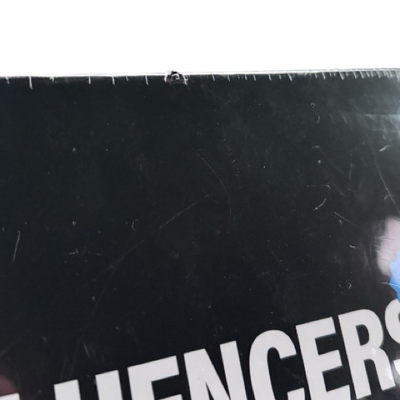 NEW Influencers in the Wild Game Sealed - Picture 3 of 4